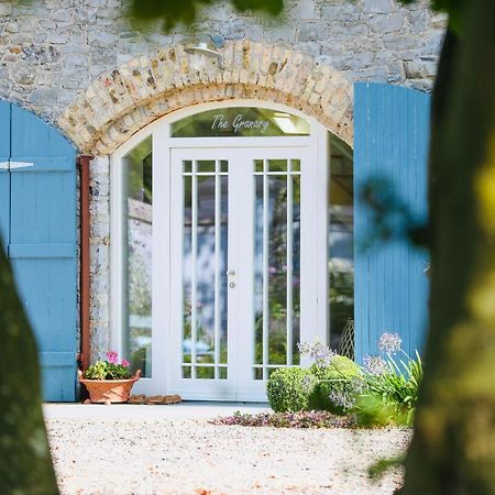 הוילה ת'ורלס The Granary, Luxuriously Restored Barn On A Farm מראה חיצוני תמונה